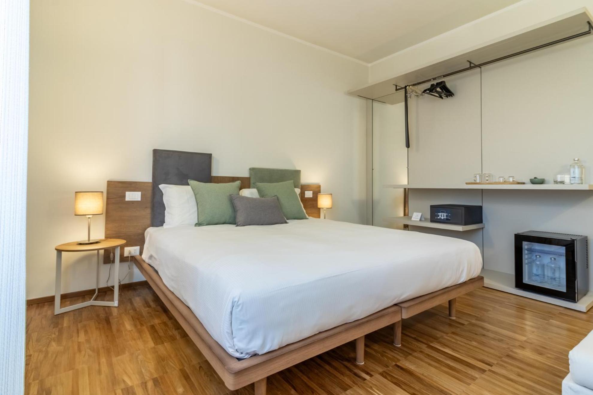 Il Faro Luxury Rooms & Lounge Специя Экстерьер фото